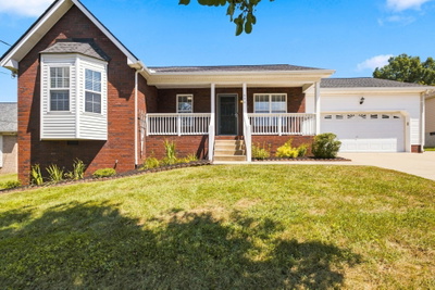 Exterior view of 694 Whispering Breeze in Mount Juliet, TN