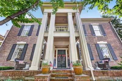 137 3rd Avenue, N