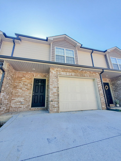 135 Country Lane