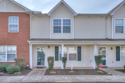 415 Arapaho Dr