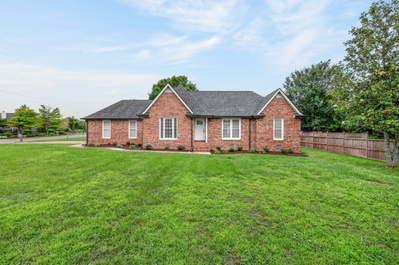 1015 Brinkley Rd