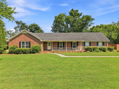 718 Majesty Dr