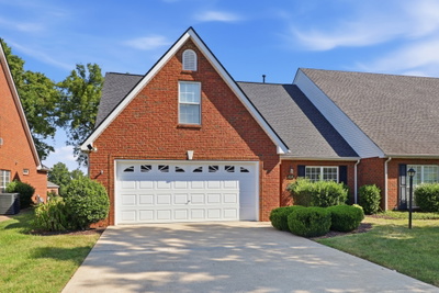 439 Golfview Ct