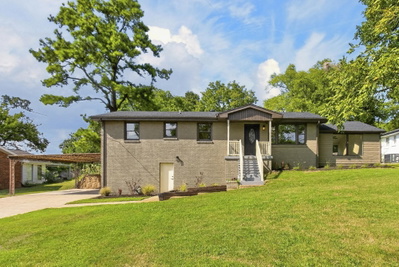 113 Laura Ave