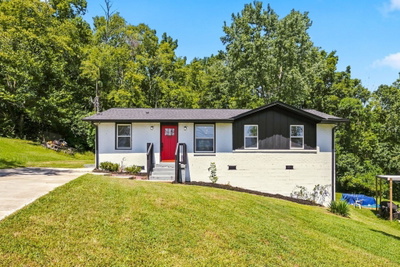625 Maclaurin Ct