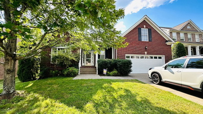 829 Cranberry Ln