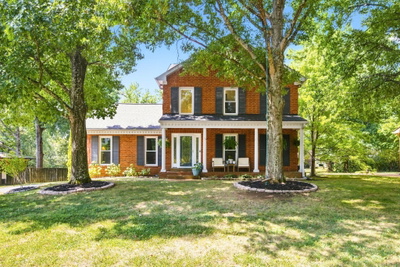 5625 Hearthstone Ln