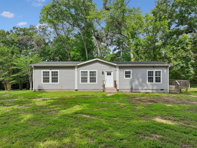 2505 Fly Ln