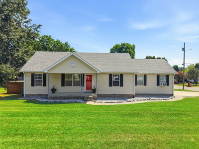 2095 Bolden Dr