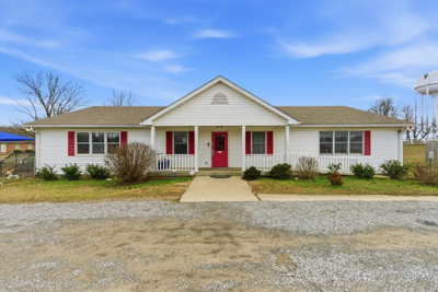 609 Hwy 52E