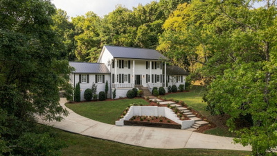 116 Century Oak Dr