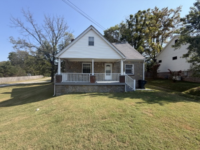 1137 McAlpine Ave