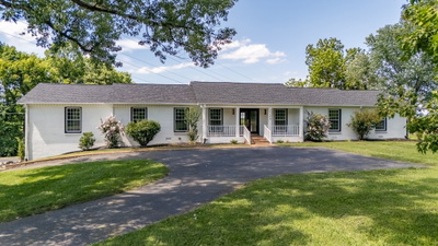 2208 Bowman Rd