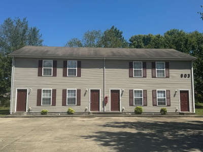 803 Golfview Place