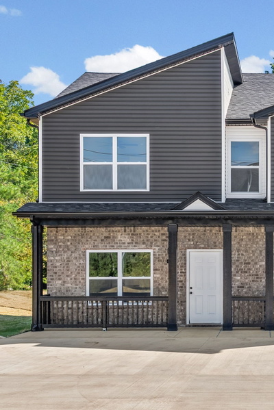 160 Fairview Ln