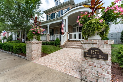 1570 Westhaven Blvd