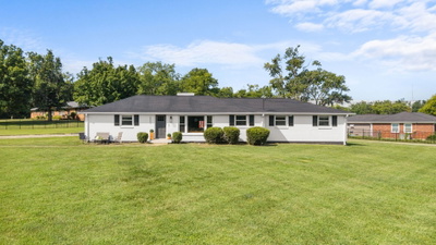2903 Stanwyck Dr