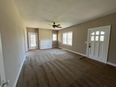 502 Kingwood Dr