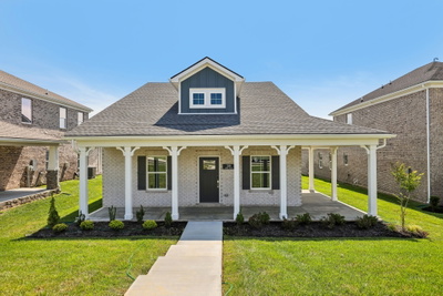 318 Aspen Aly