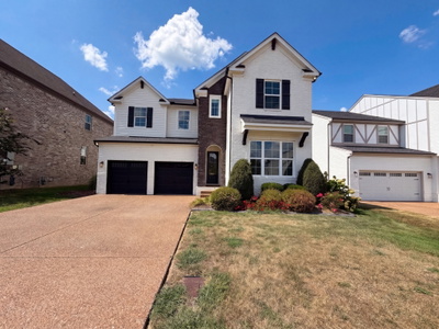 1113 McClellan Ln