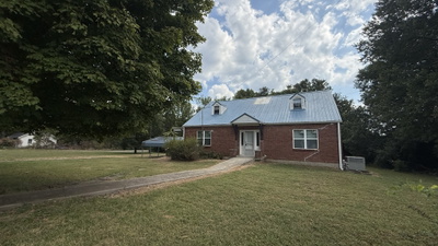 Exterior view of 3608 Woodbury Pike in Murfreesboro, TN