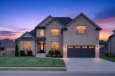 238 Cotoneaster Ln