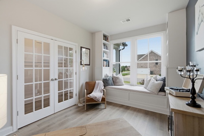 1006 Dermot Dr