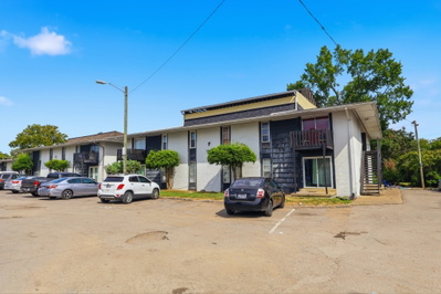 320 Welch Rd