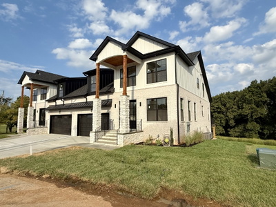 111 Fairway Dr