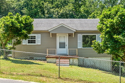 1011 Buck Dr