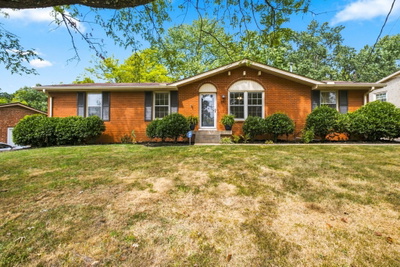 211 Blue Ridge Dr