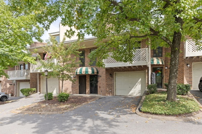 243 Glenstone Cir