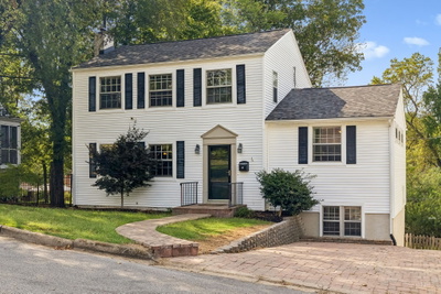 165 E Glenwood Dr