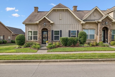 254 Glennister Ct