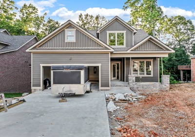 212 Birnam Wood Trce