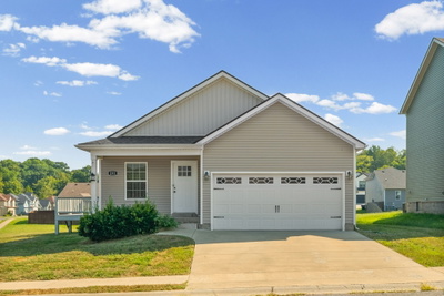 201 Geneva Ln