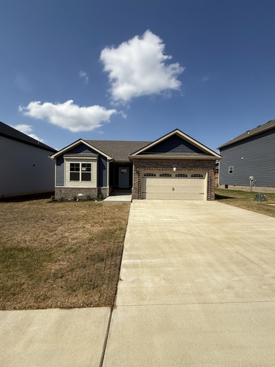 318 Cardinal Creek