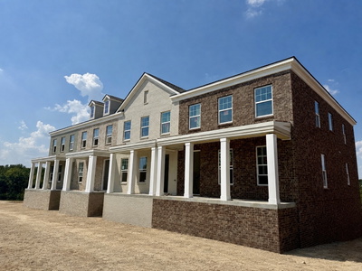 312 Gathering Walk