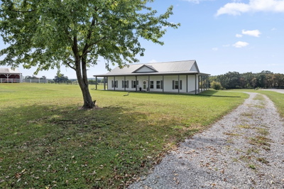 1195 Highway 52, E