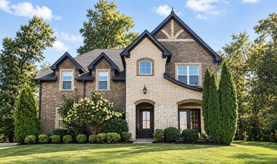 1084 Summerstar Cir
