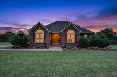 1907 Andrew Ct