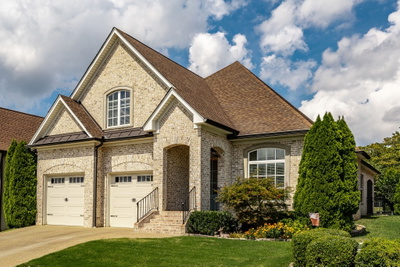 1033 Jarman Pvt Ln