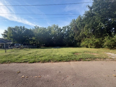 317 Ridgely Rd