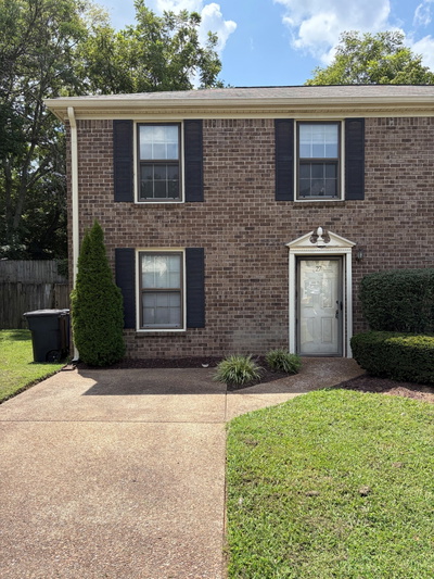 1129 W Main St