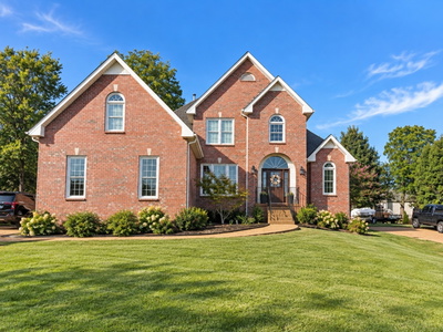 154 Wyncrest Way
