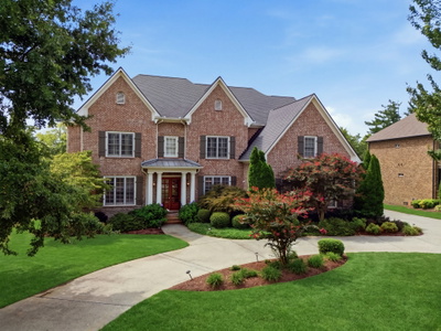 625 Calverton Ln