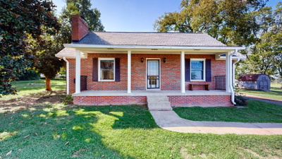 9 Old Highway 31 E 1