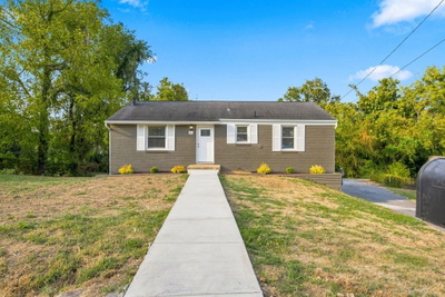 890 Irma Ct