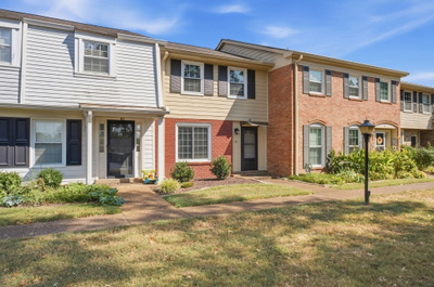 8207 Sawyer Brown Rd