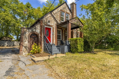 206 Rayon Dr